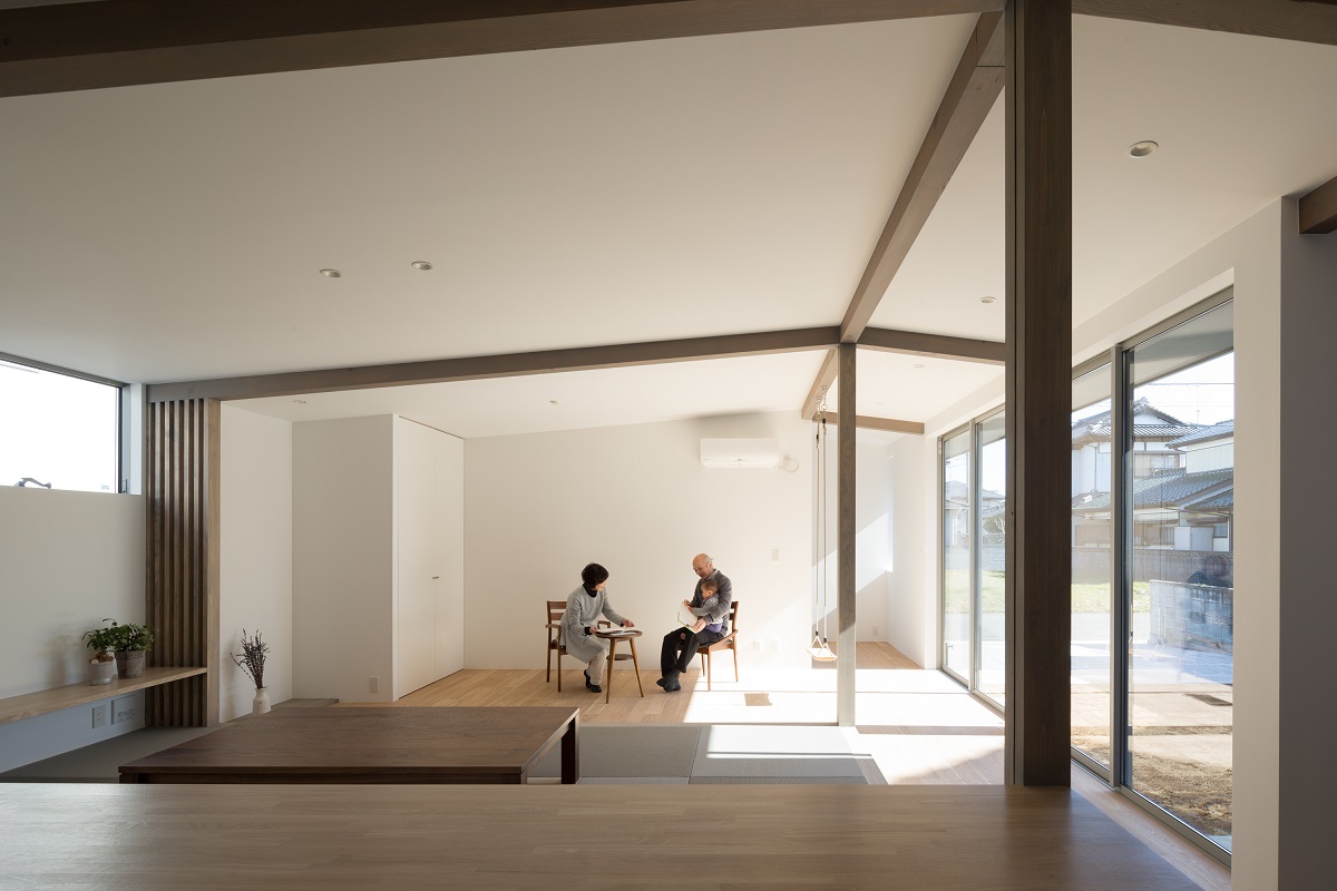 ” silver ”  土浦の平屋